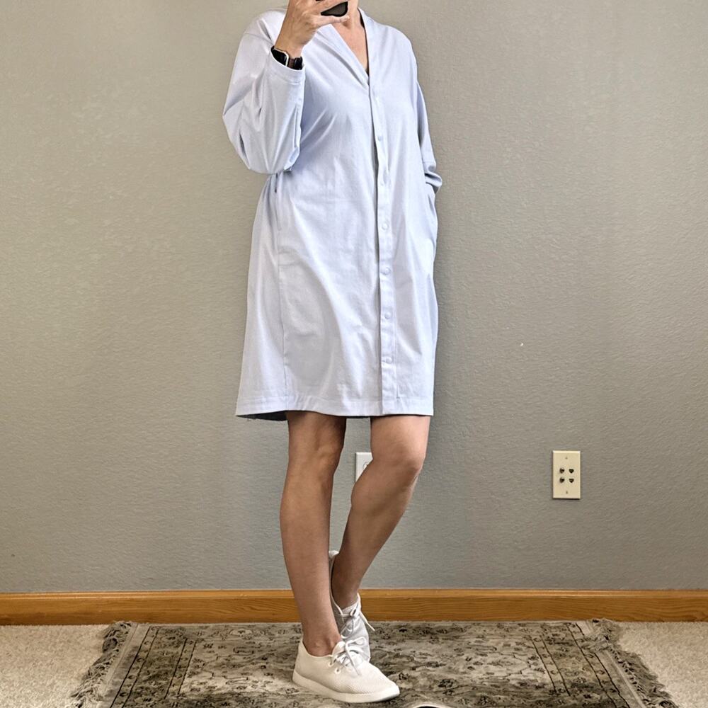 Lululemon Womens WovenAir Snap Button Front Dress Size 4 Heathered Pastel Blue